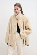 Vintage Manor high quality wool contrast lapel reversible  Shearling jacket