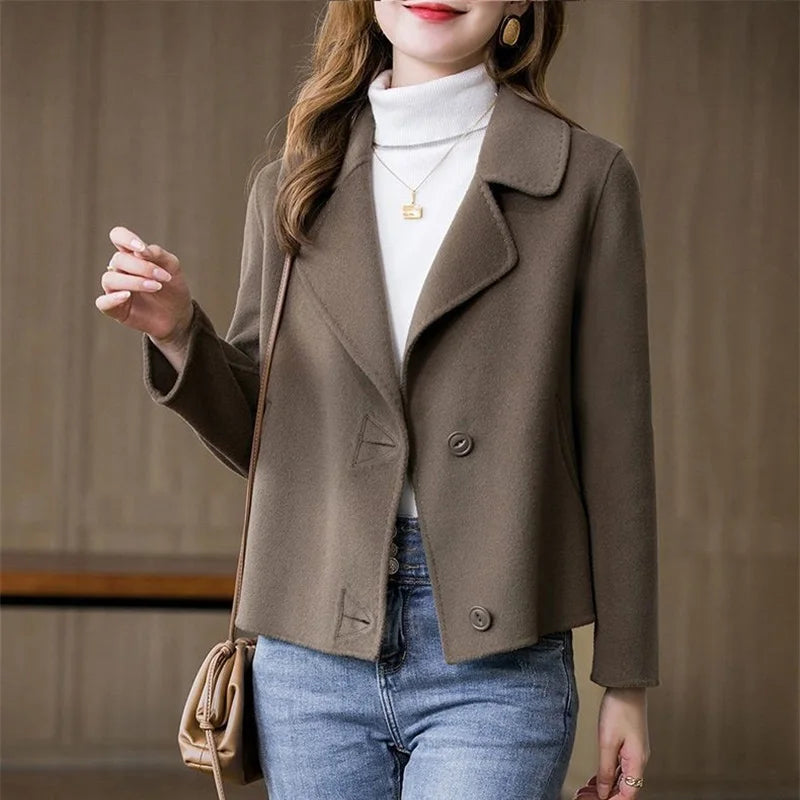 Coats Women The Spring Autumn 2025 The New Short Jacket Fashionable Versatile The Woolen Coat Worn By The Mother Overwear Female