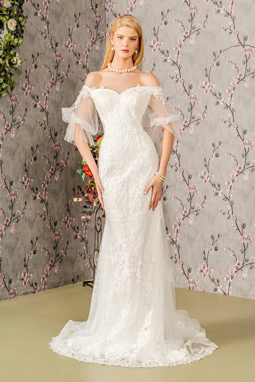 Floral embroidery bead sheer sleeves mesh mermaid wedding gown GLGL3479